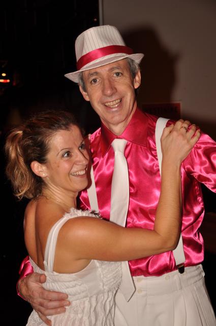 min 2010 11 13 fous swing 194
